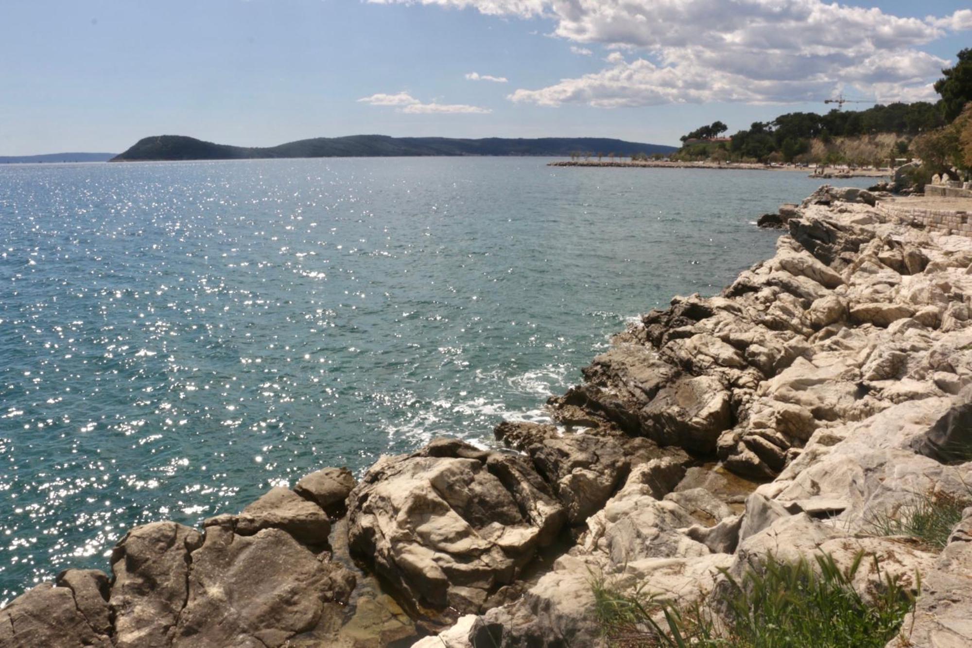 Beachfront Apartment Drazen, With Garden And Parking Spalato Esterno foto