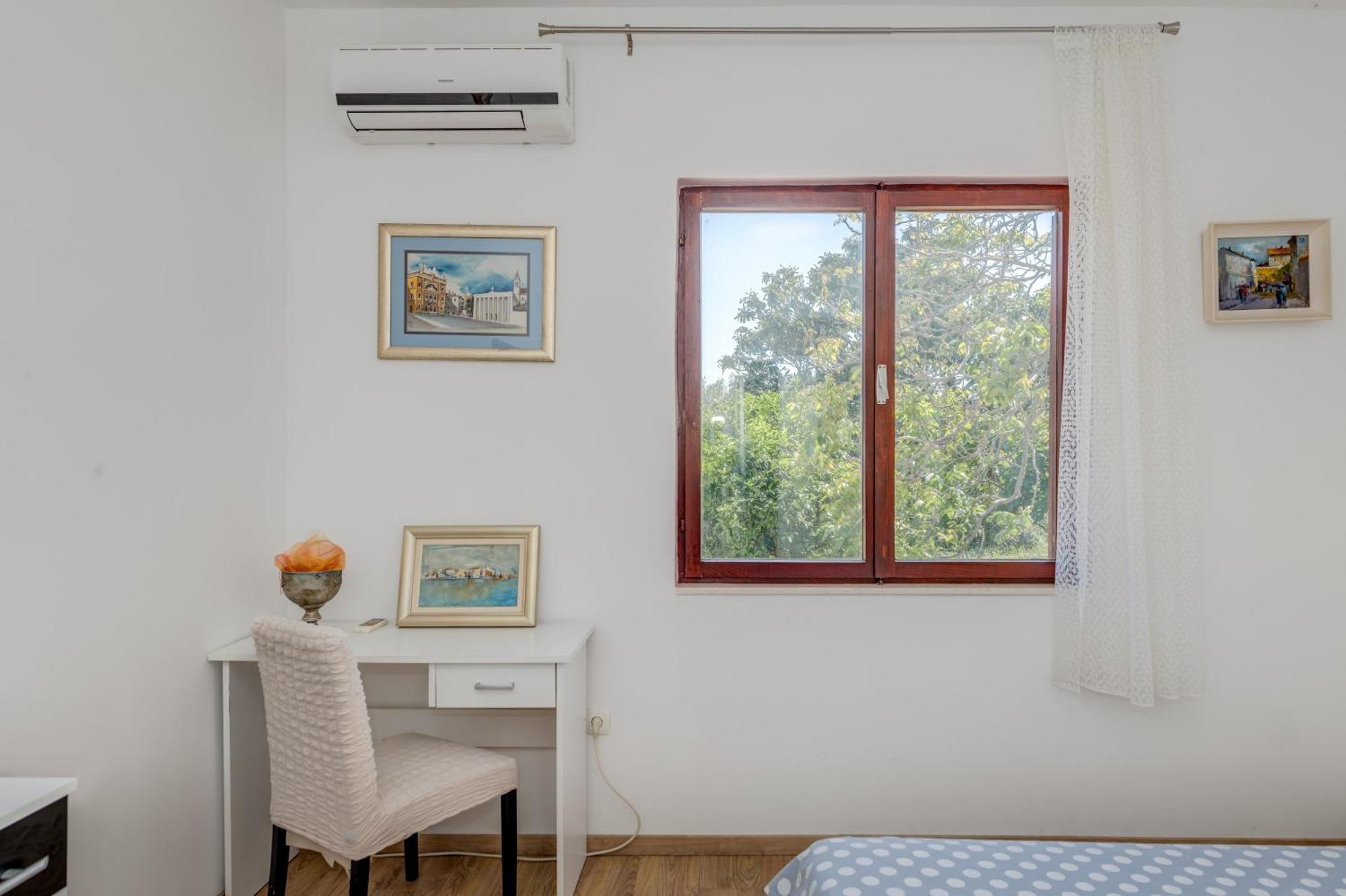 Beachfront Apartment Drazen, With Garden And Parking Spalato Esterno foto