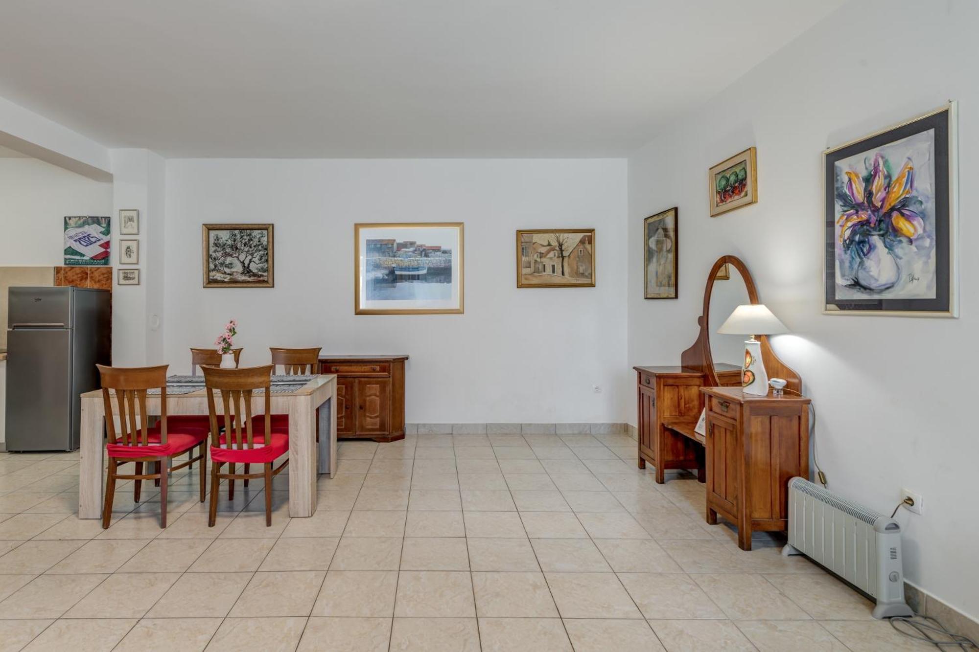 Beachfront Apartment Drazen, With Garden And Parking Spalato Esterno foto